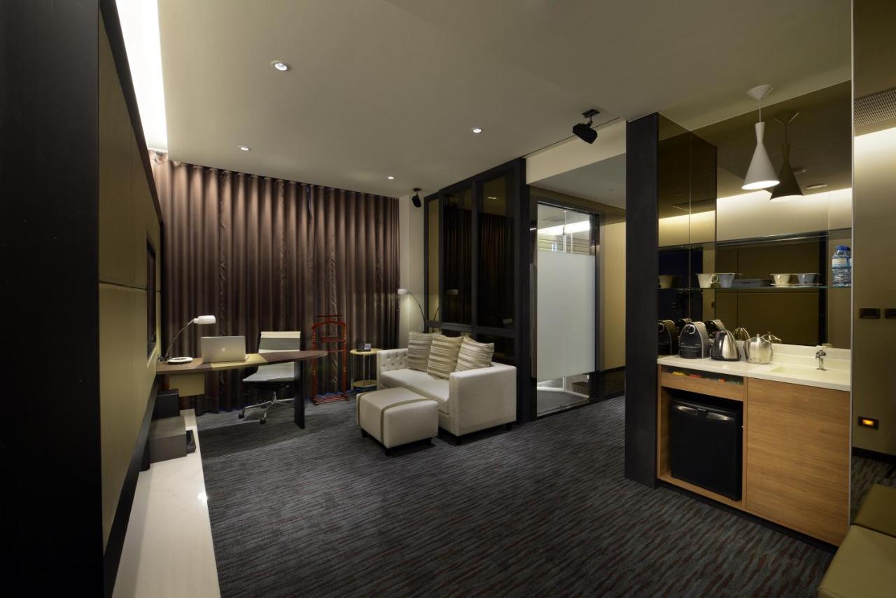 Golden Tulip Glory Fine Hotel Đài Nam Ngoại thất bức ảnh