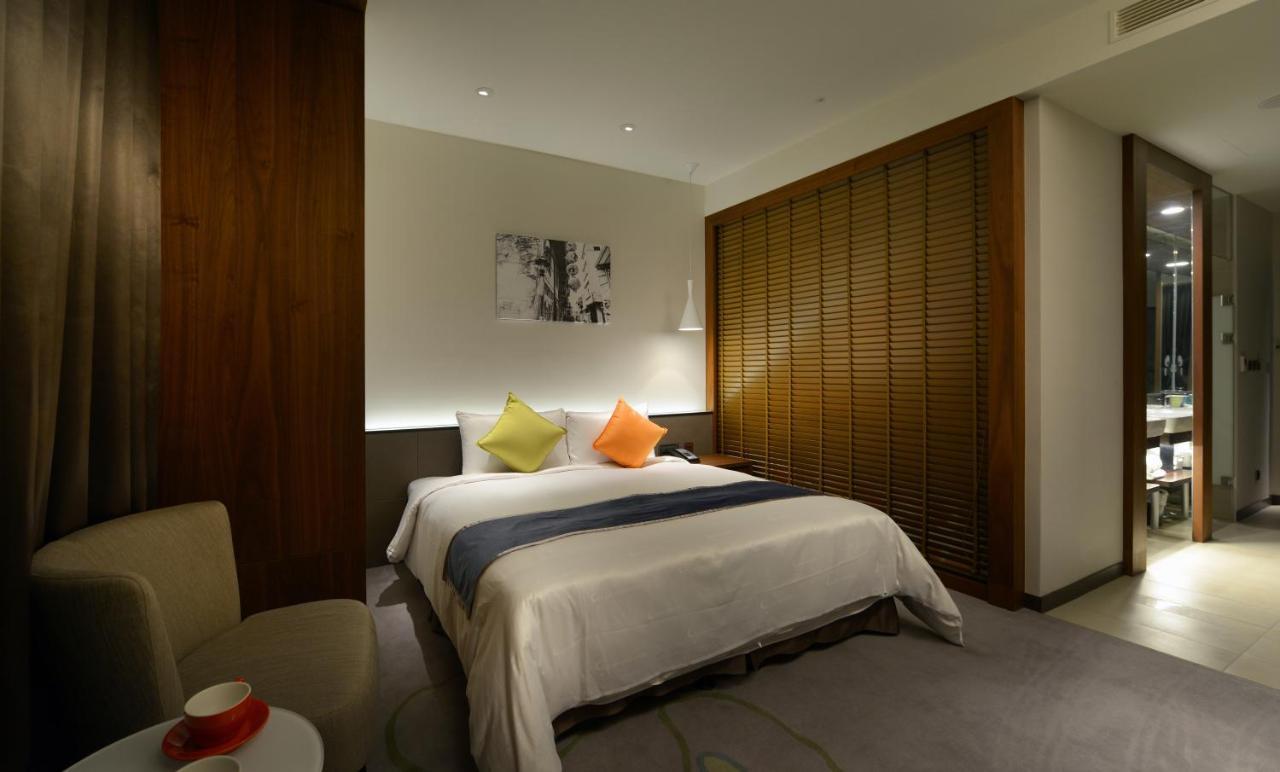 Golden Tulip Glory Fine Hotel Đài Nam Ngoại thất bức ảnh