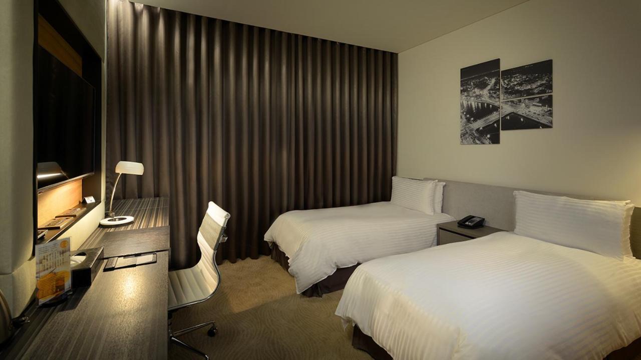 Golden Tulip Glory Fine Hotel Đài Nam Ngoại thất bức ảnh