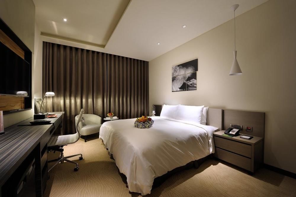 Golden Tulip Glory Fine Hotel Đài Nam Ngoại thất bức ảnh